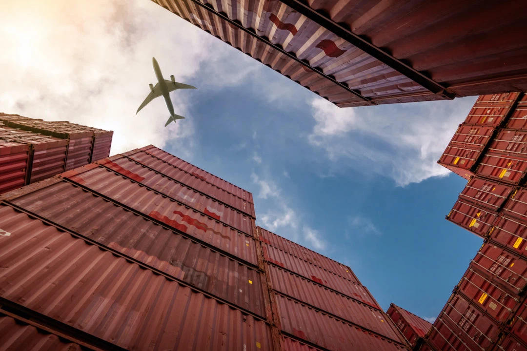 AIRSHIPPING-CONTAINERS-Shenzhen Middle East freight forwarding company Dubai shipping DDP delivery to the door shipping door to door service Saudi Arabia air shipping door to door AIRSHIPPING-CONTAINERS-Shenzhen Middle East freight forwarding company Dubai shipping DDP delivery to the door shipping door to door service Saudi Arabia air shipping door to door